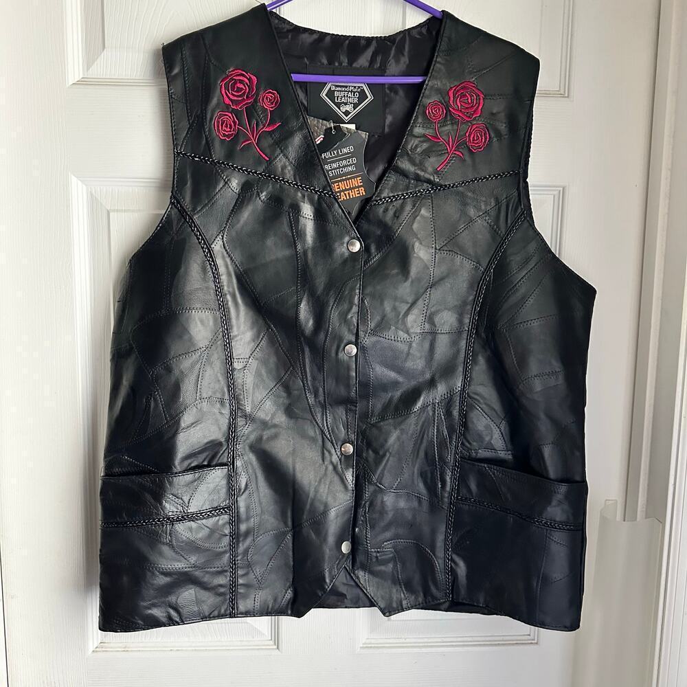 NWT Diamond Plate Buffalo Leather Vest Embroidered Roses Womens Size 5XL